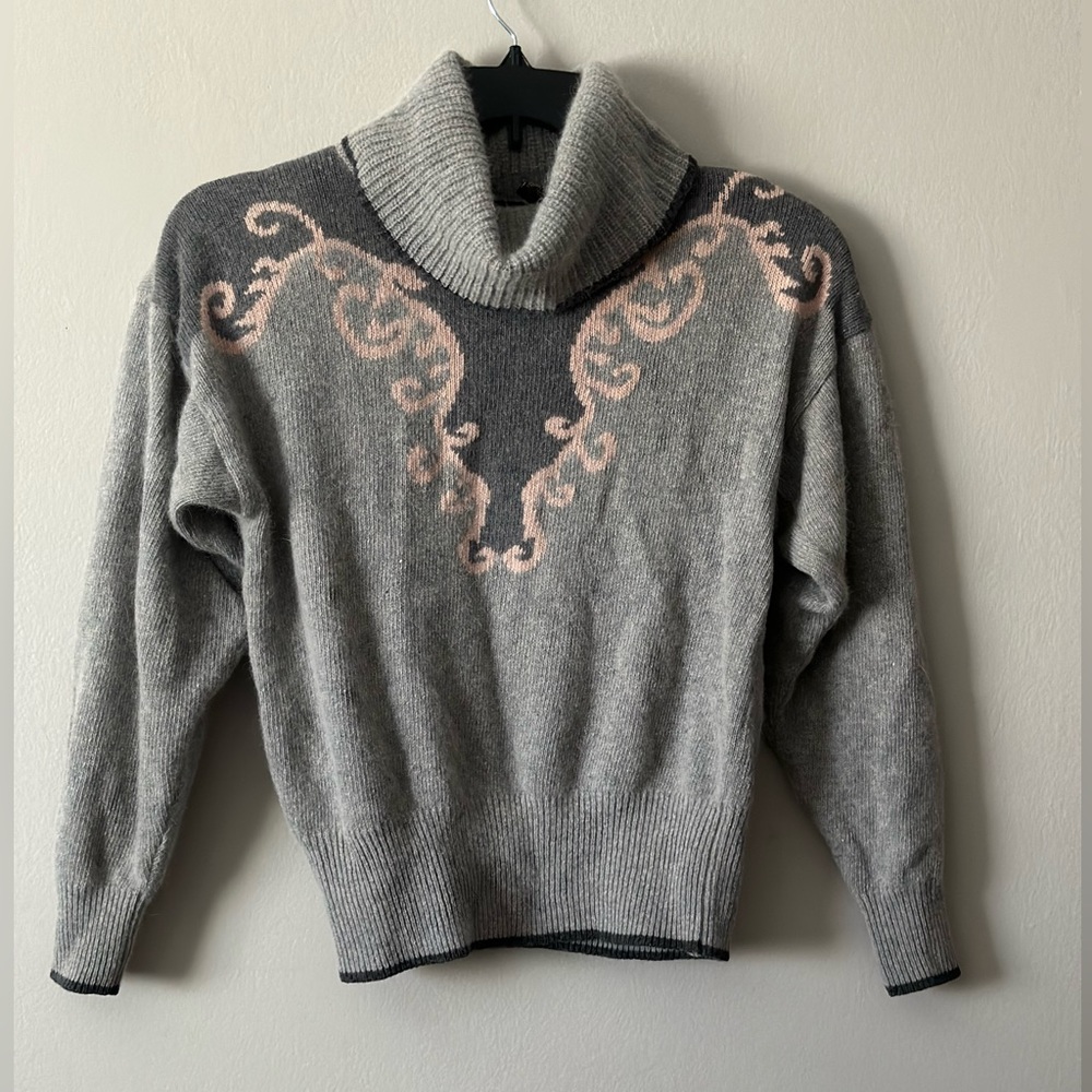 Vintage Jean Pierre Women’s Size M Turtleneck Sweater Lambswool Rabbit Hair